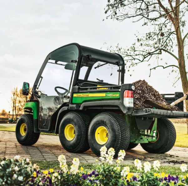 Transporteur John Deere quad GATOR TH 6-4 isère savoie haute-savoie.JPG