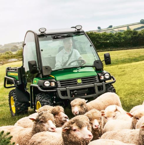 Transporteur John Deere quad golf GATOR xuv 590 i isère savoie haute-savoie.JPG